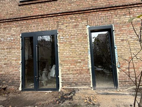 комерційна за адресою Галицька вул., 14