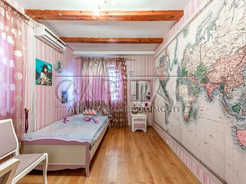 дом по адресу Строителей ул.