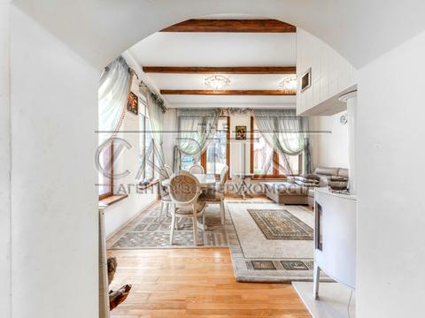 дом по адресу Строителей ул.