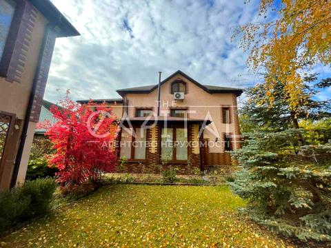 дом по адресу Строителей ул.