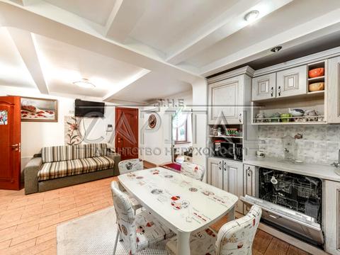 дом по адресу Строителей ул.