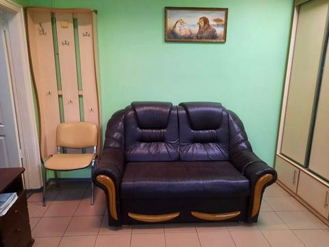 комерційна за адресою Шевченка вул., 4