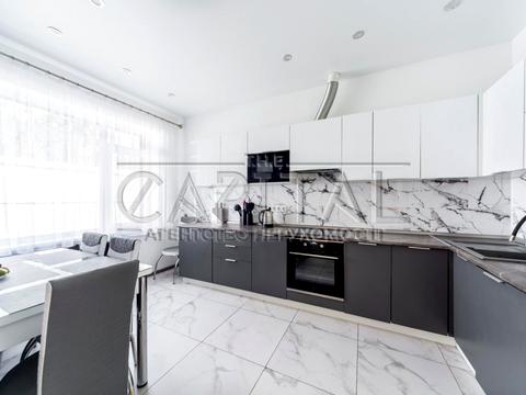 будинок за адресою Абрикосова вул.