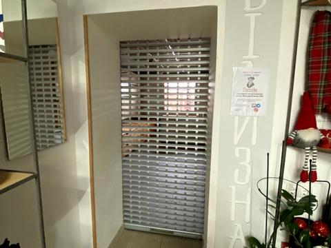 комерційна за адресою Головатого вул., 20