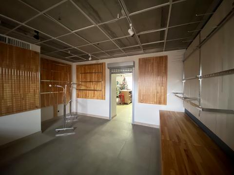 комерційна за адресою Головатого вул., 20