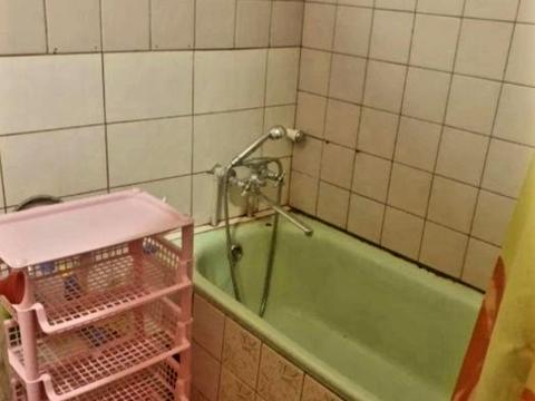 квартира за адресою Шкільна вул. (Героїв Сталінграда), 7