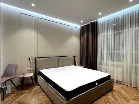 квартира по адресу Андрея Верхогляда ул. (Михайла Драгомирова), 15-Б