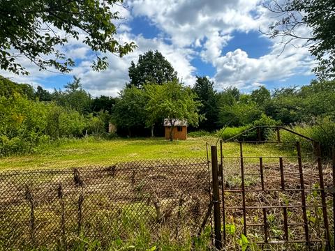 участок по адресу 