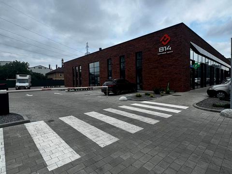 коммерческая по адресу Думанского ул., 14