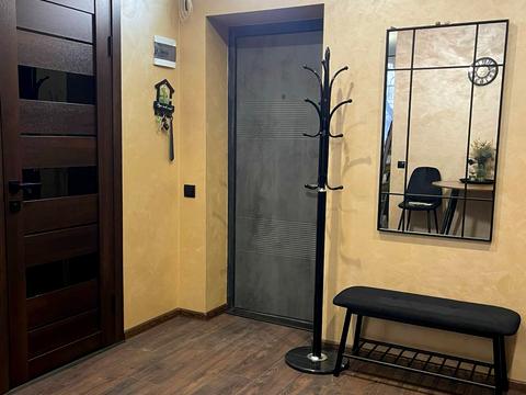 квартира по адресу Парижской Коммуны ул., 4