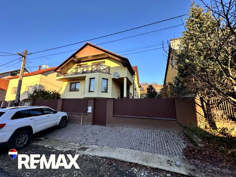 будинок за адресою Срібляста вул.