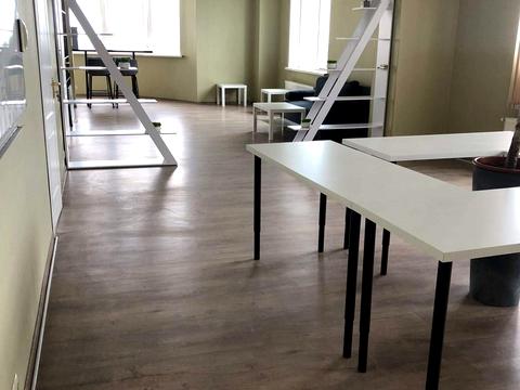 комерційна за адресою Оболонська набережна вул., 1