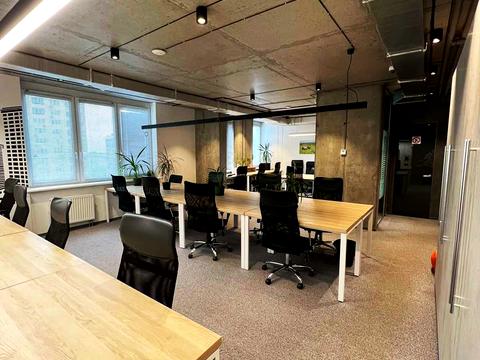 комерційна за адресою Валерія Лобановського просп., 150