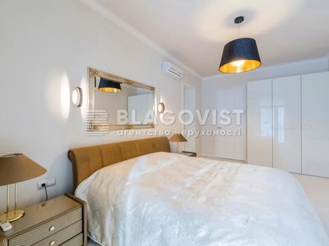 квартира за адресою Почайнинська вул., 70