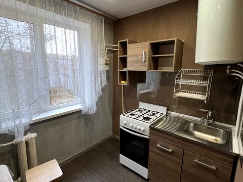 квартира по адресу Строителей ул., 18-Б