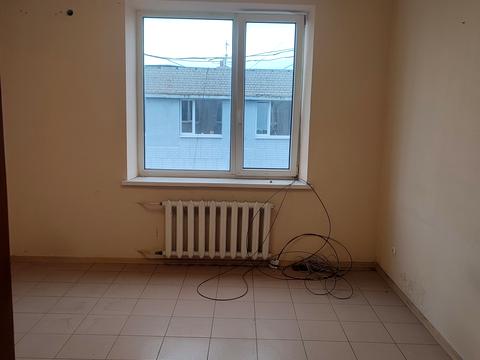 комерційна за адресою вул. Б.Хмельницького, 14