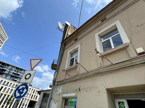 комерційна за адресою Джерельна вул., 31