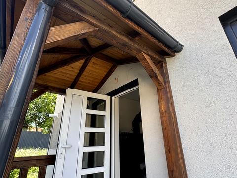 дом по адресу В.Котика