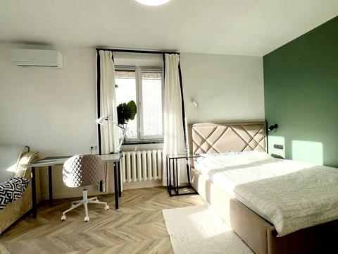 квартира за адресою Івана Богуна вул., 5