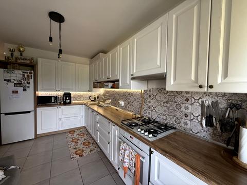 квартира за адресою бічна зелена, 10