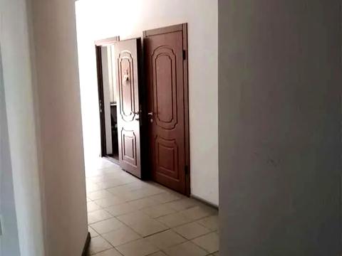 коммерческая по адресу Короленко ул., 10