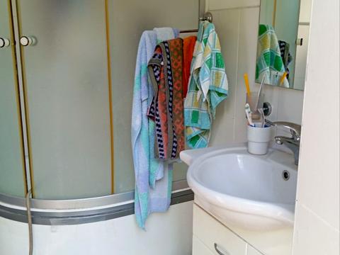 будинок за адресою Центральна вул. (Пролетарська), 79/80