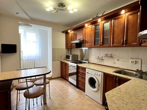 квартира за адресою Федьковича вул., 7А
