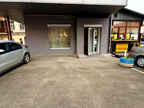 комерційна за адресою Костянтинівська вул., 20/14