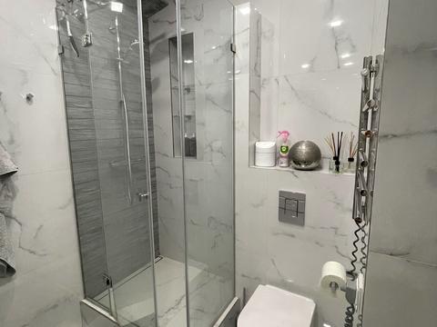 квартира за адресою Академіка Глушкова просп., 9-Д