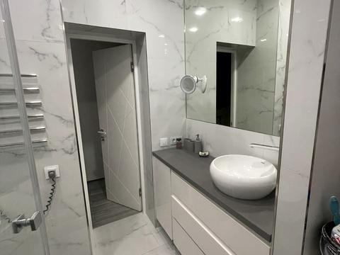 квартира за адресою Академіка Глушкова просп., 9-Д