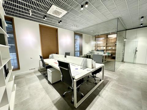 коммерческая по адресу Набережная Победы ул., 112-Д к3