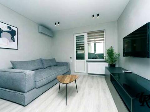 квартира за адресою Академіка Глушкова просп., 9-Є