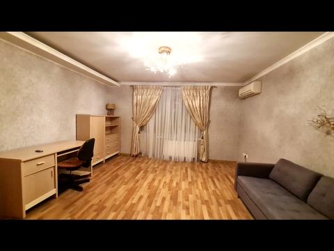 квартира за адресою Райдужний масив вул., 2