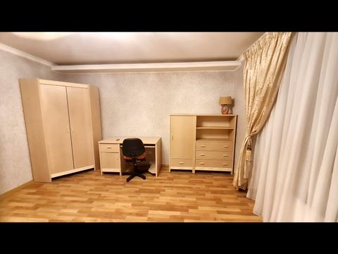 квартира за адресою Райдужний масив вул., 2