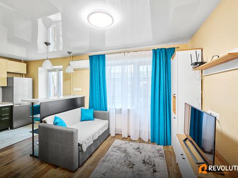 квартира за адресою Джона Маккейна вул. (Івана Кудрі), 43