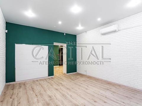 комерційна за адресою Оболонська набережна вул., 19