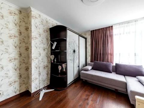 квартира по адресу Науки просп., 80-А/73