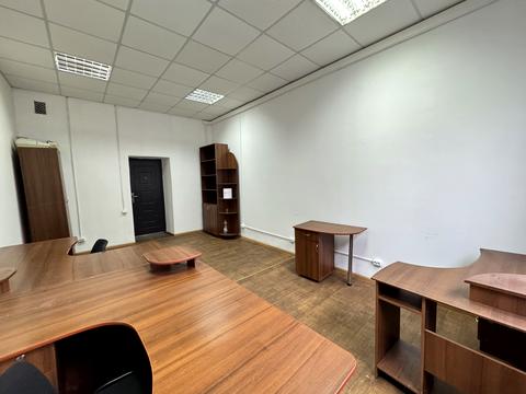 комерційна за адресою Незалежності вул., 65