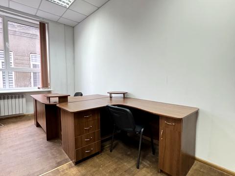 комерційна за адресою Незалежності вул., 65