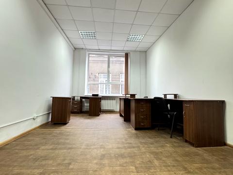 комерційна за адресою Незалежності вул., 65