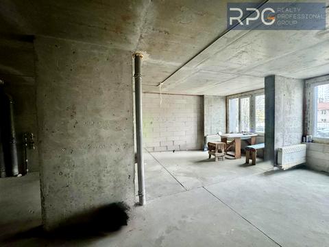 комерційна за адресою Михайла Максимовича вул. (Онуфрія Трутенка), 32-Б