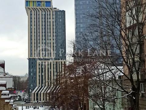 комерційна за адресою Шовковична вул., 34