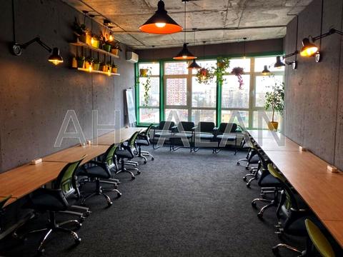 комерційна за адресою Кловський узвіз (Кловський), 7a