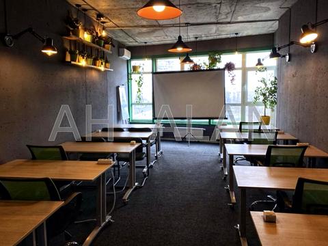 комерційна за адресою Кловський узвіз (Кловський), 7a