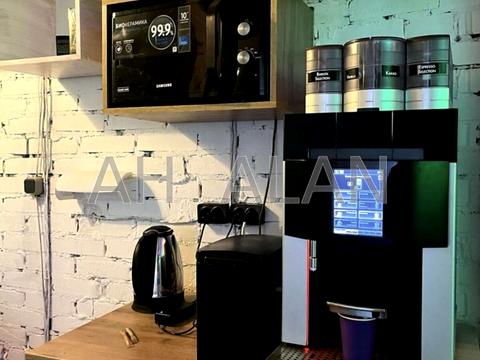 комерційна за адресою Кловський узвіз (Кловський), 7a