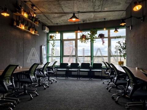 комерційна за адресою Кловський узвіз (Кловський), 7a