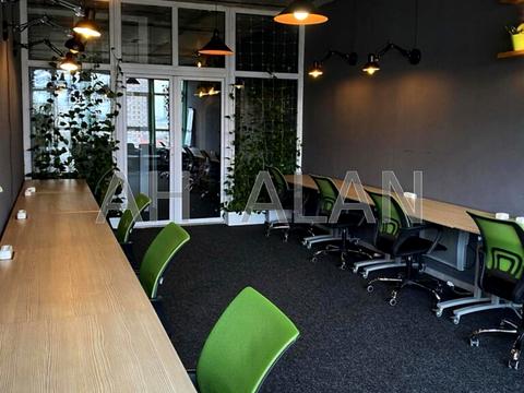 комерційна за адресою Кловський узвіз (Кловський), 7a