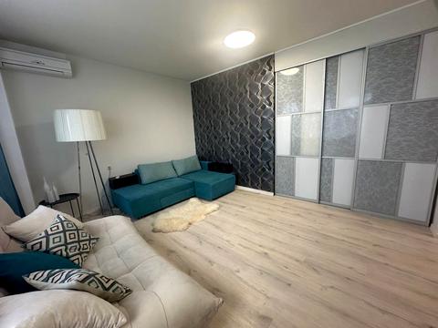 квартира за адресою Миколи Бажана просп., 14