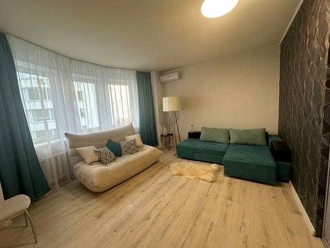 квартира за адресою Миколи Бажана просп., 14