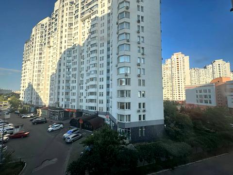 квартира за адресою Миколи Бажана просп., 14